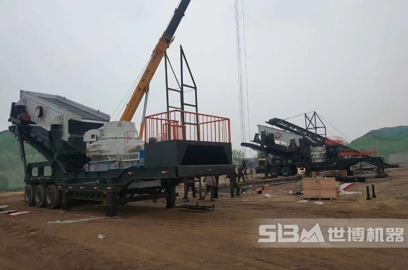 移動粉碎石制砂機現場