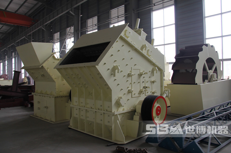 反擊式碎石機(jī)