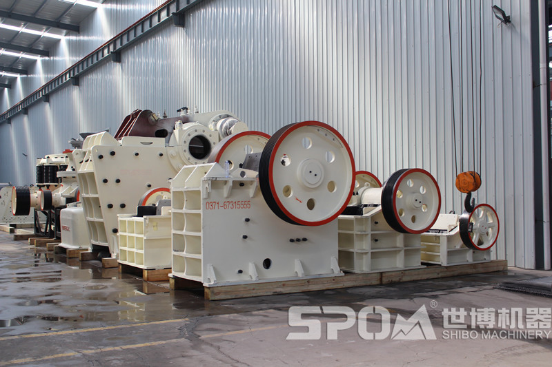 顎式破碎機(jī)，打道軌石子粗碎破碎機(jī)