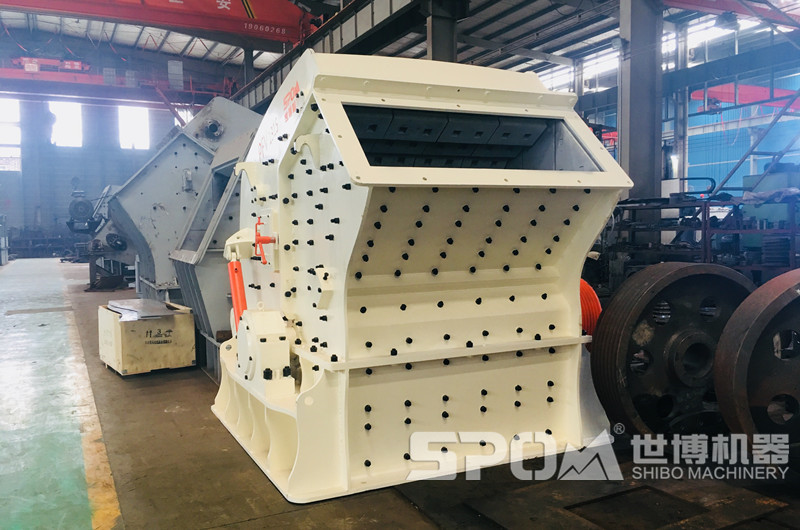 碎石中碎設備反擊式破碎機