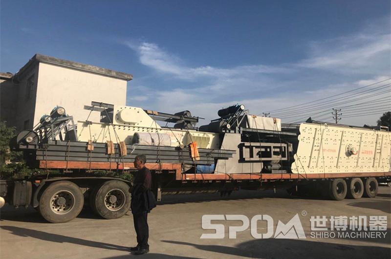 世博廠家輸送機(jī)、振動(dòng)篩、給料機(jī)滿(mǎn)車(chē)發(fā)貨
