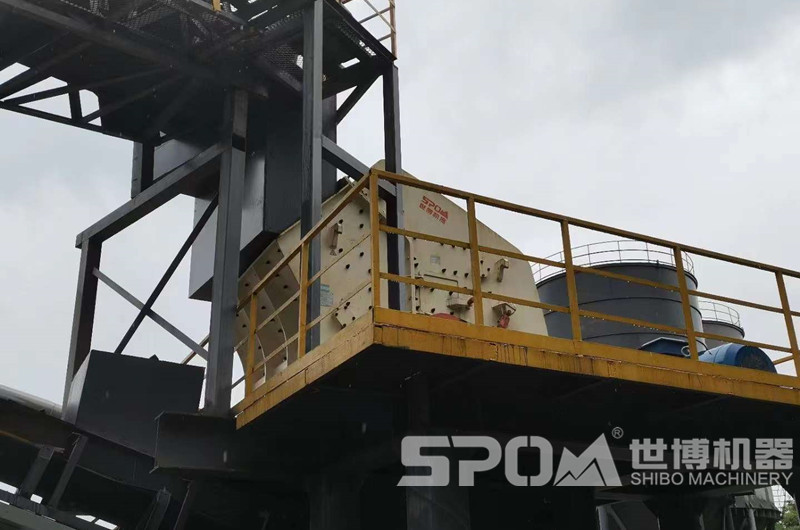 湖南客戶砂石生產線，反擊式破碎機現場圖